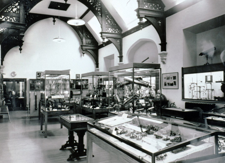 Photo of the Whipple Museum in the former Perse Hall