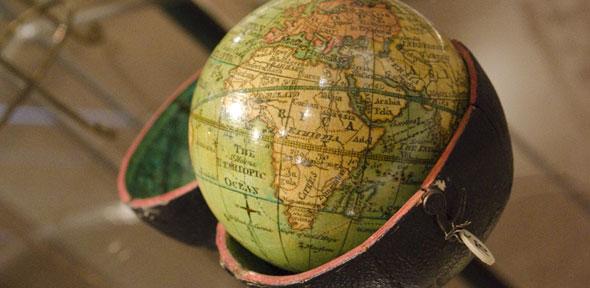 Pocket globe by Darton and Co, 1811 (Whipple Museum) Pocket globe by Darton and Co, 1811 (Whipple Museum)